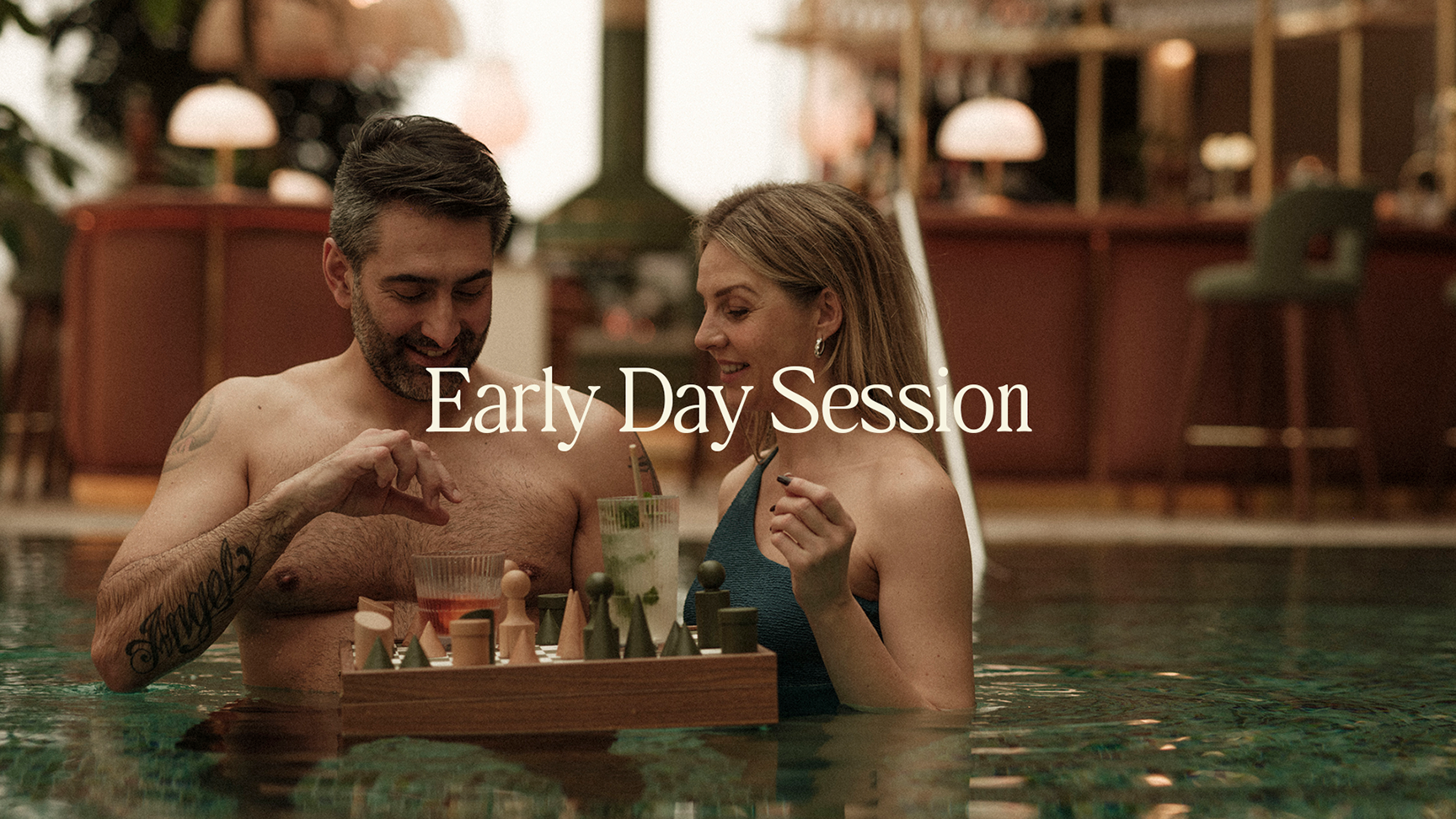 Weekend Pool Club Förmiddag (12:00-15:00)