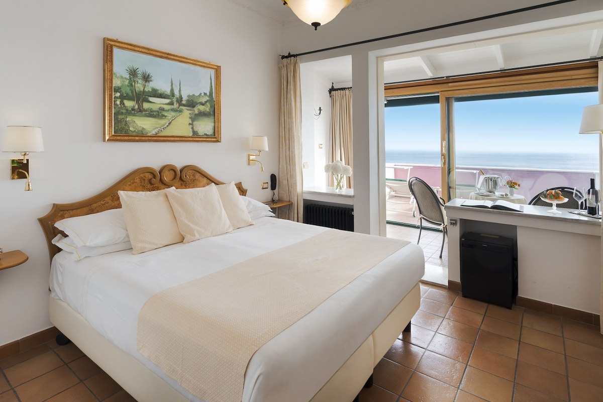 room_image