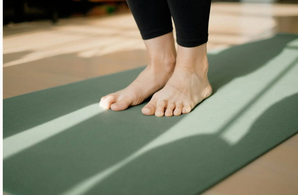 AUTUMN YOGA WEEKEND WITH REBECCA LOOS WEEKEND PASS