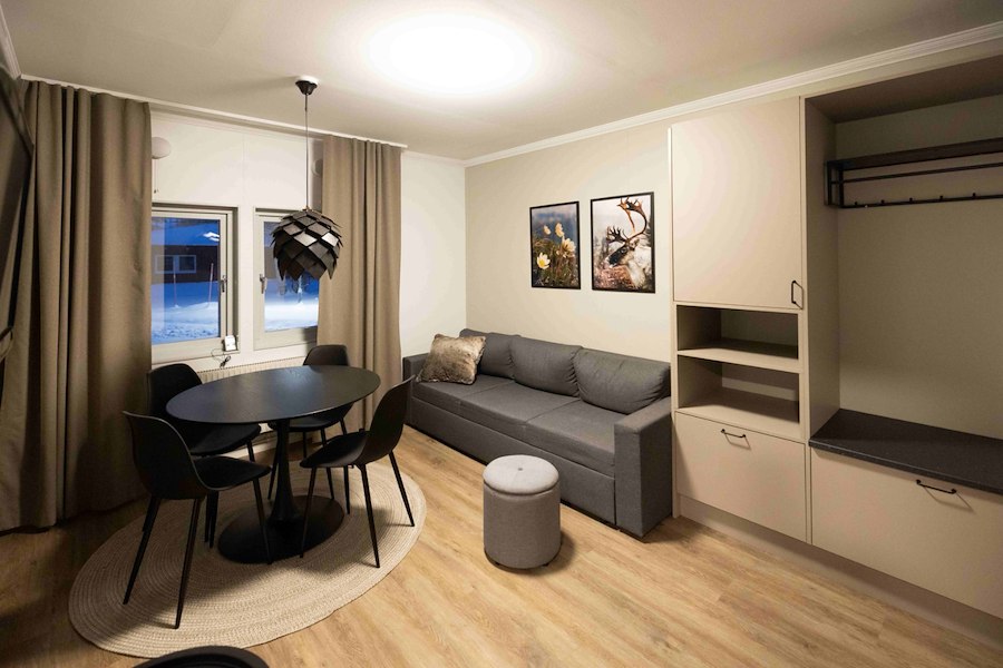 COTTAGE APARTMENT – SLEEPS 4