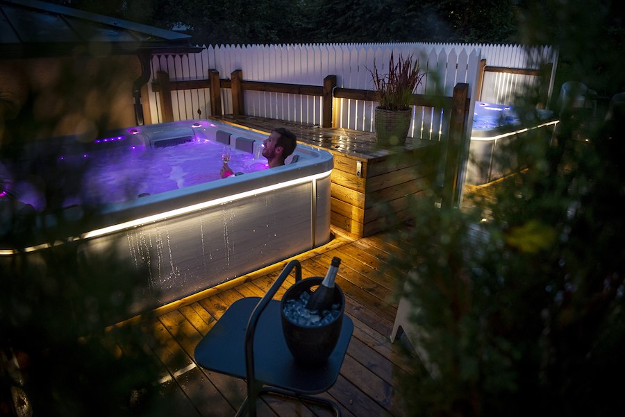 Outdoor Jacuzzi