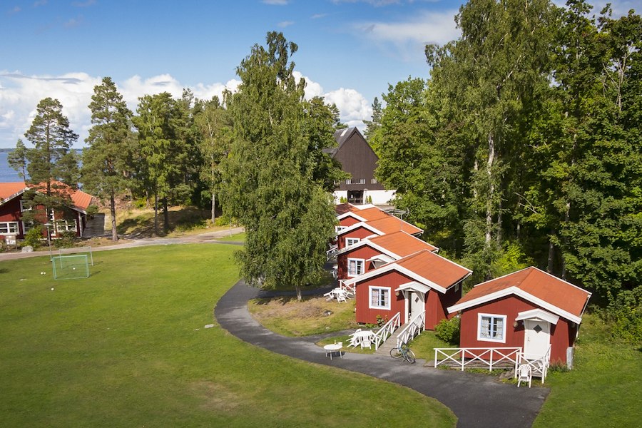 Cottage no 37-41 (3+3 beds, WC/shower)