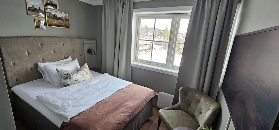 Standard single room