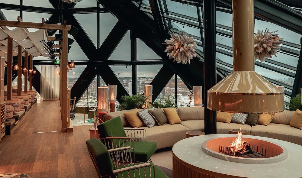Image of ENTRÉ POOL CLUB & SPA INK LUNCH – från 325kr