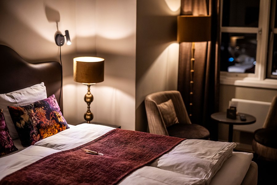 Single room with double bed