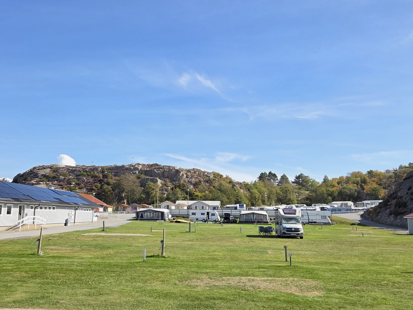 Camping Stellplatz Wohnwagen/Wohnmobil mit Strom. AreaToppen Nr 510-530