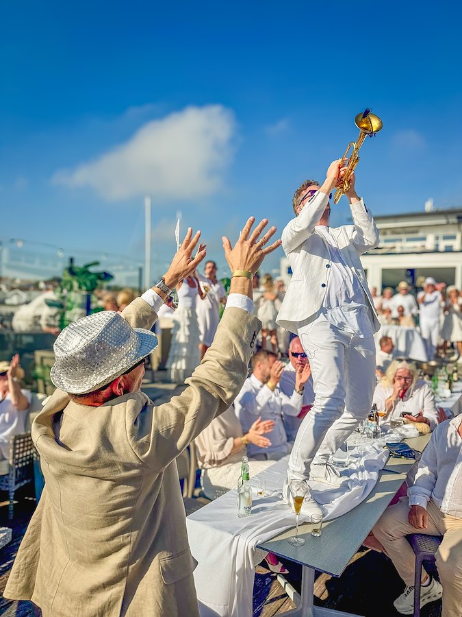 Billett midtsommerdagen - Feel Fantastic Dayparty