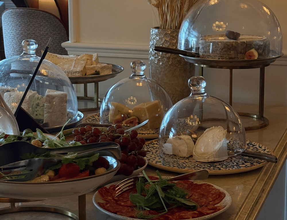 Image of Le Buffet Français in Rory