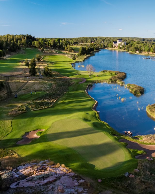 Autumn weekend golf