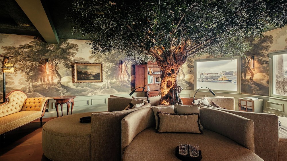 A New Year’s Suite Celebration