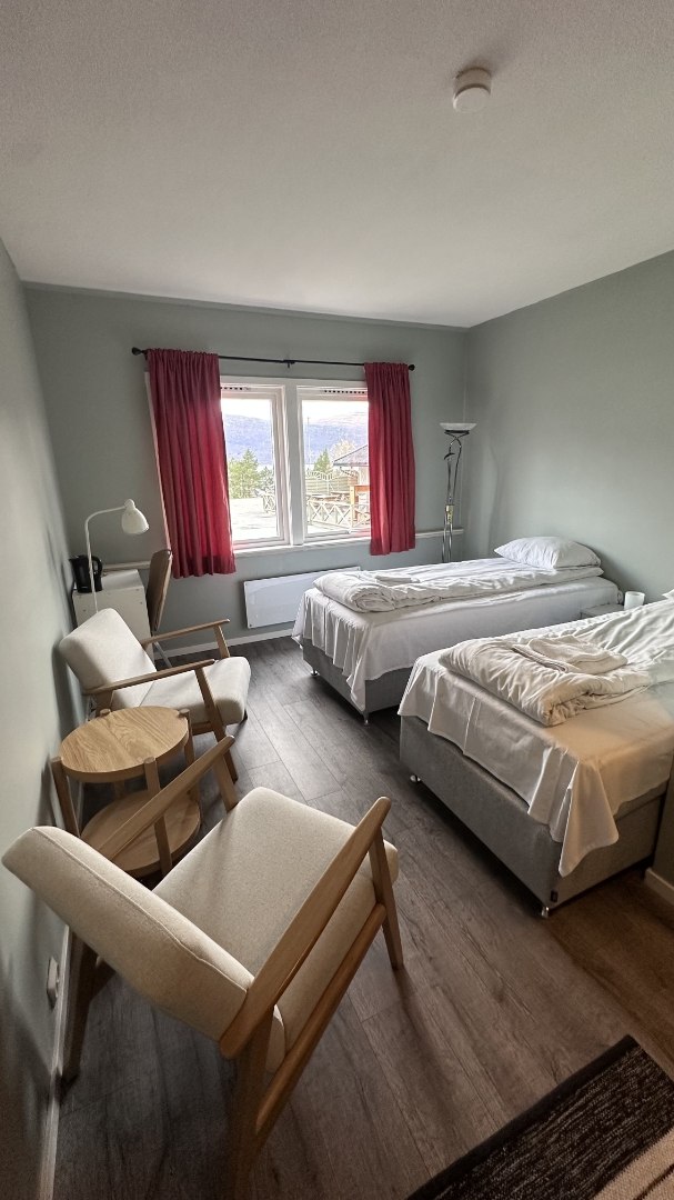 Lyngenfjord Hotel image 2