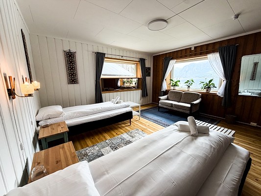 Room img