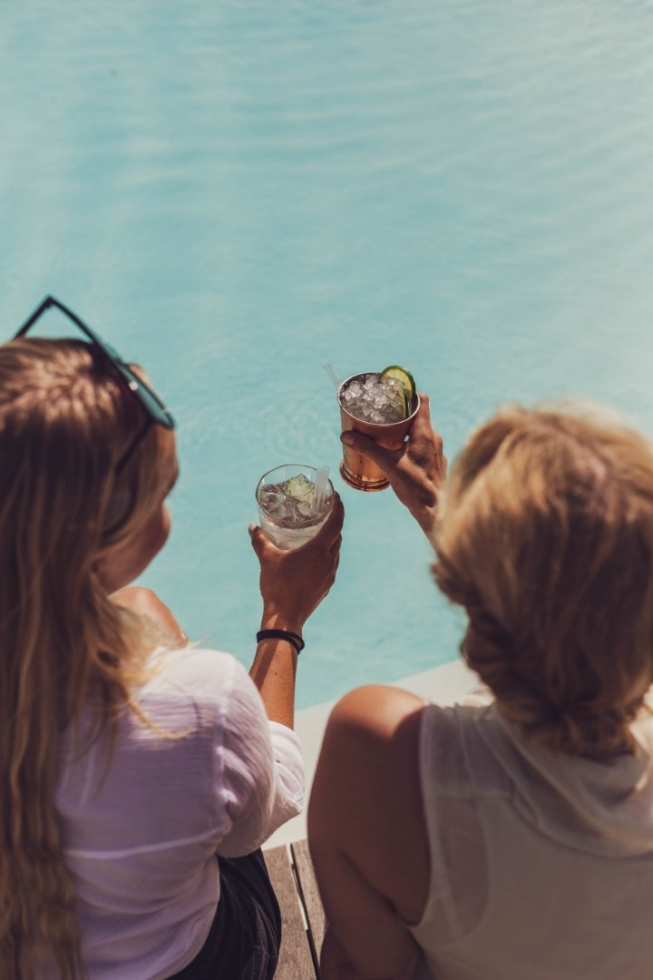 Image of Pool Club Entré