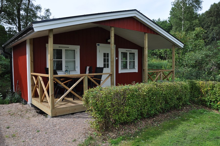 Cottage No 302 (4 beds, WC/shower)