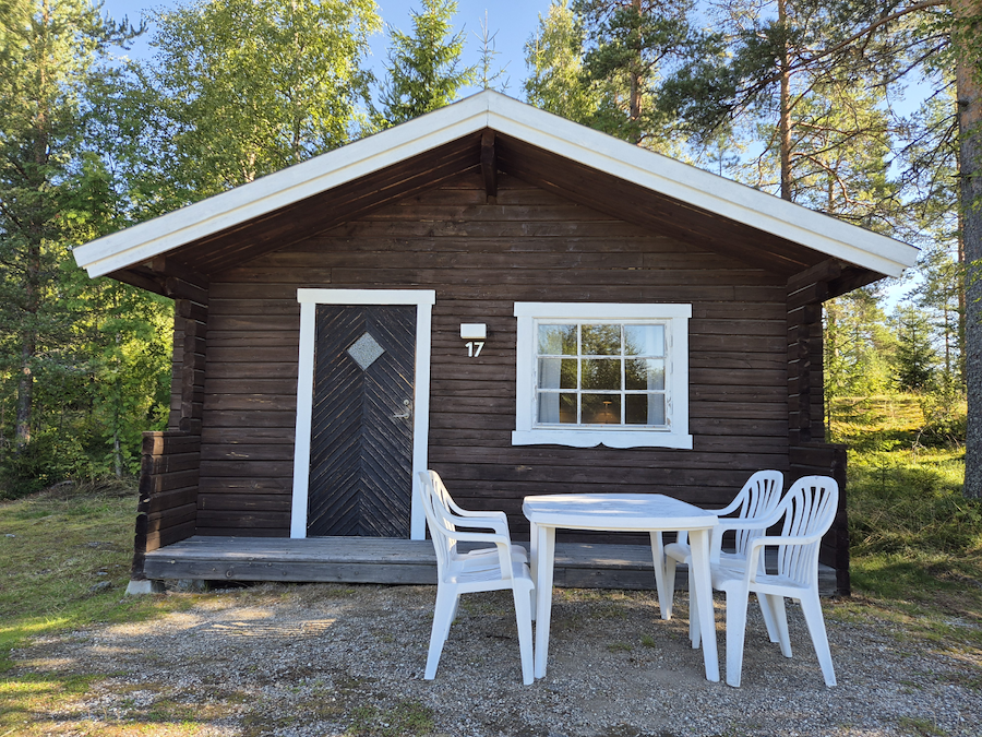 Cottage (4+1 beds, water, no WC/shower)