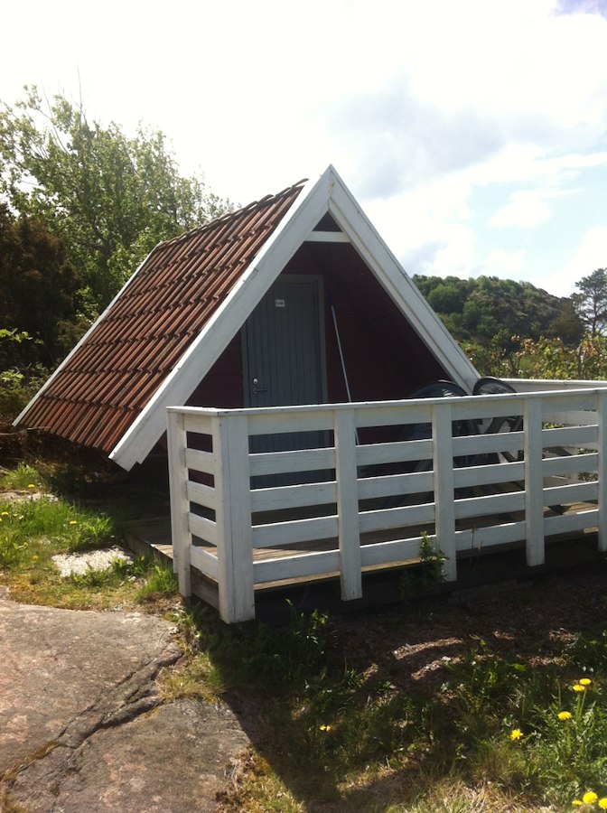 Cottage No. 104 Bungalow (2 beds, no WC/Shower)