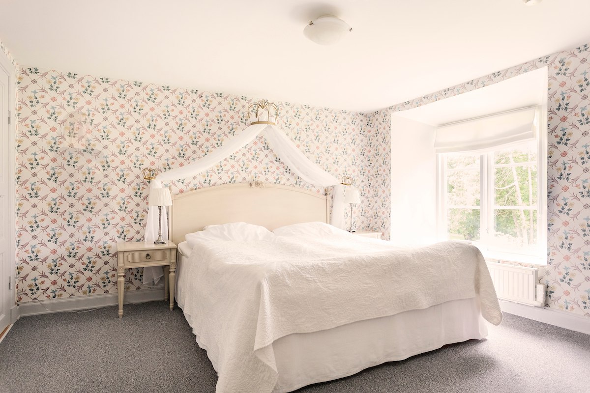 Bäckaskog Slott image 1