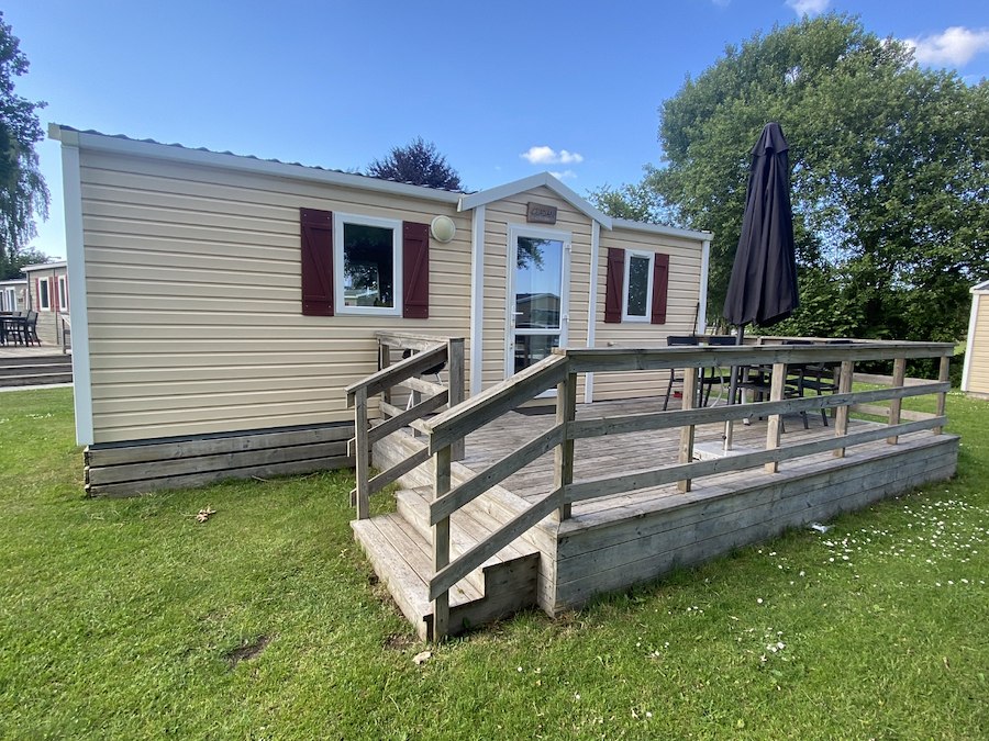 Static caravan "Gladan" (4 beds, WC/shower)