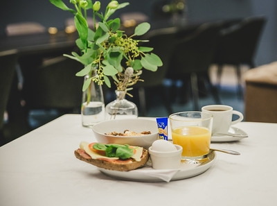 Hills Golf & Sports Club