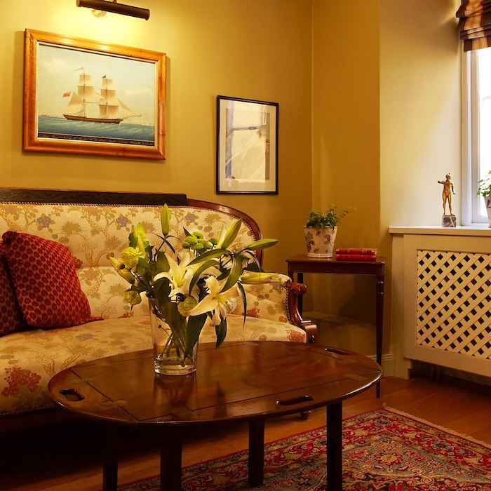 The Commodore's Apartment