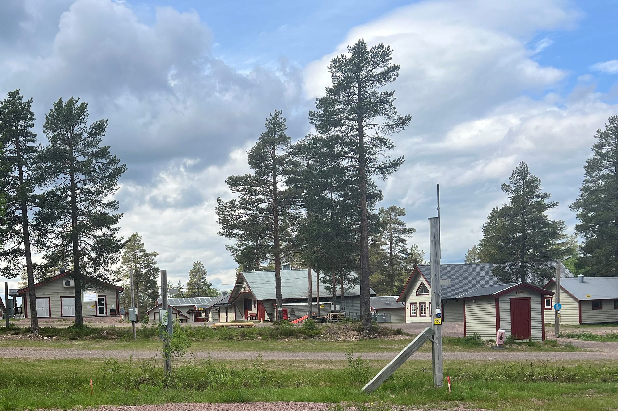 Campingstellplatz für Wohnwagen/Wohnmobil mit Strom Nr. 150