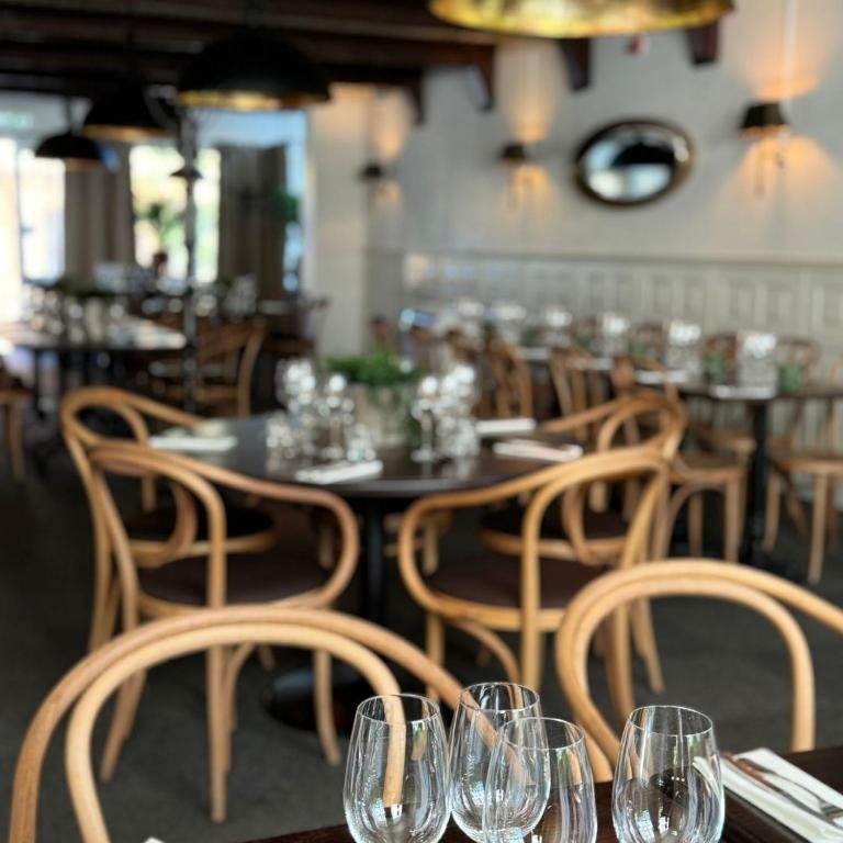 Restaurang & Cocktailbar image 4