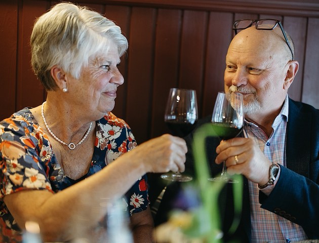Boka Package for seniors på Wallby Säteri Country Resort AB