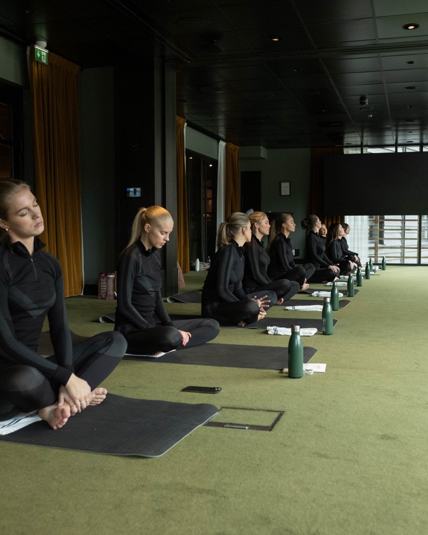 Image of Yoga Class Entré 8:30-9:30