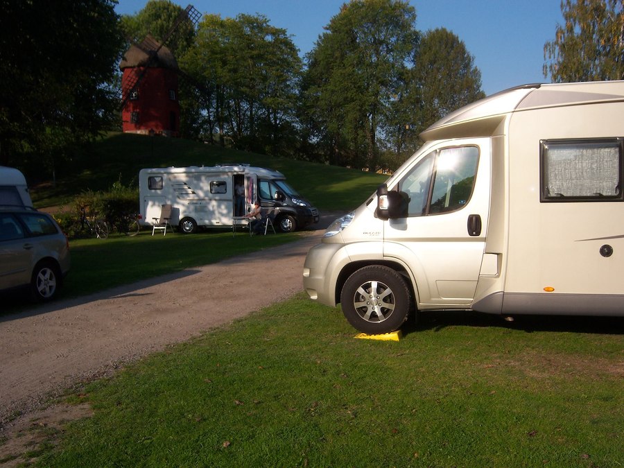 Camping pitch caravan/motorhome No 1 incl  electricity max 9 meters