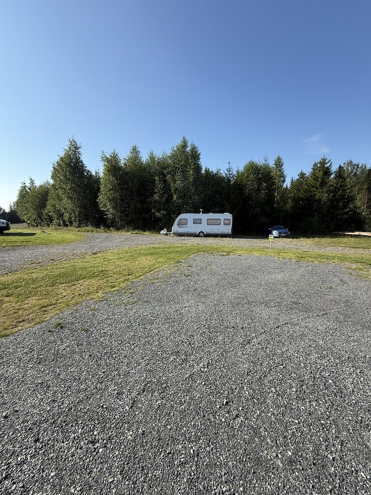 Ekstra bilde 3/3 av Campingplass E14