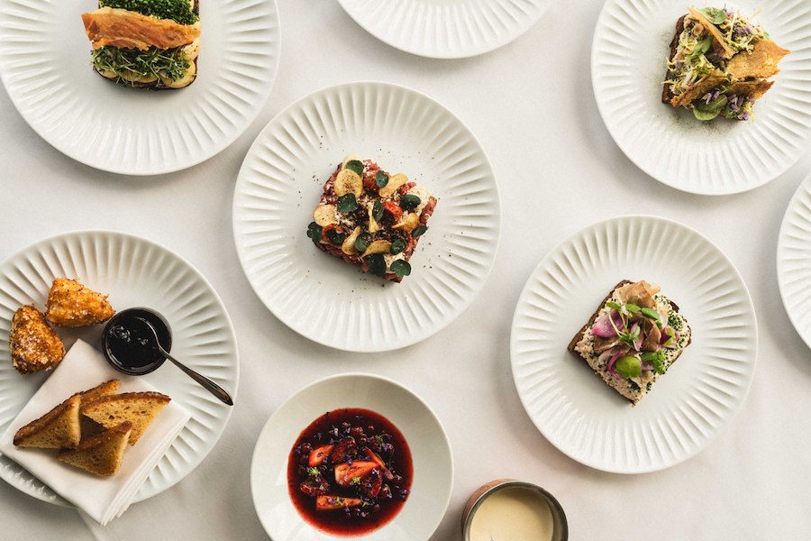 SMØRREBRØD MED UDSIGT