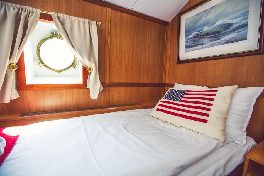 Single room with shared bathroom