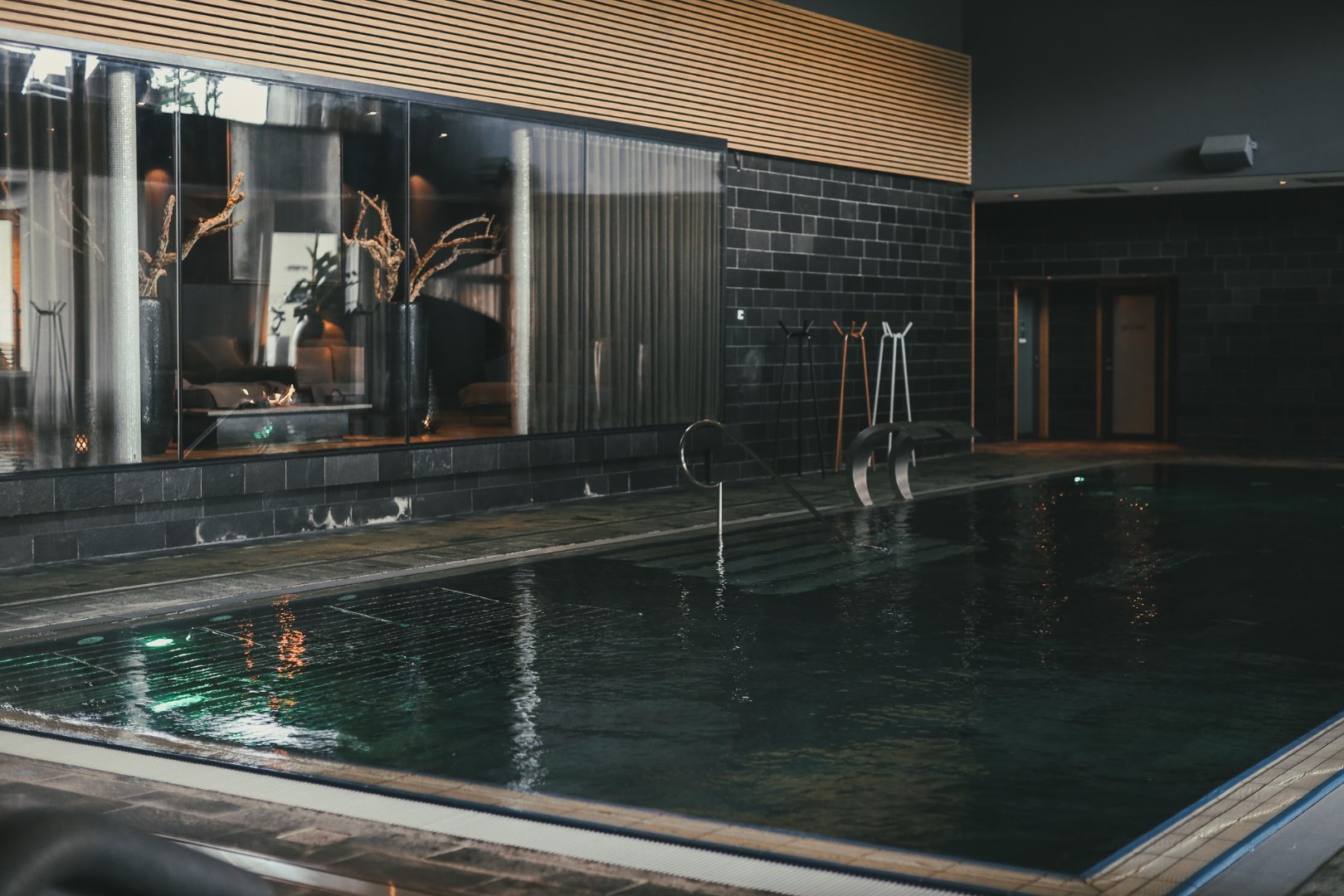 Image of Pool Club Daypass