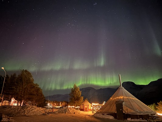 Arktisk Eventyr i Nordlysets Hovedstad
