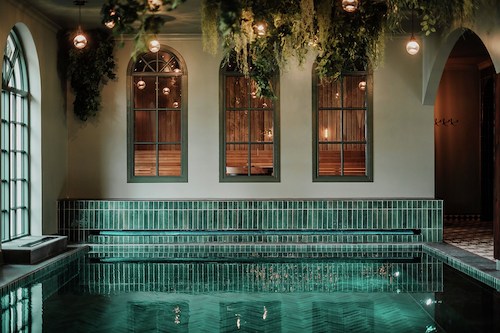 Boka A CLASSY SPA GETAWAY