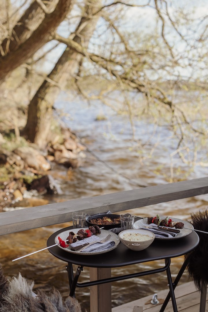 Image of Grillspett på dovhjort, paprika, lök och svamp