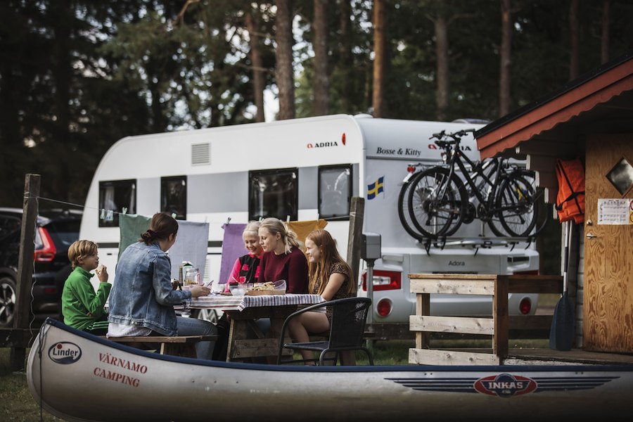Camping pitch caravan/motorhome with electricity