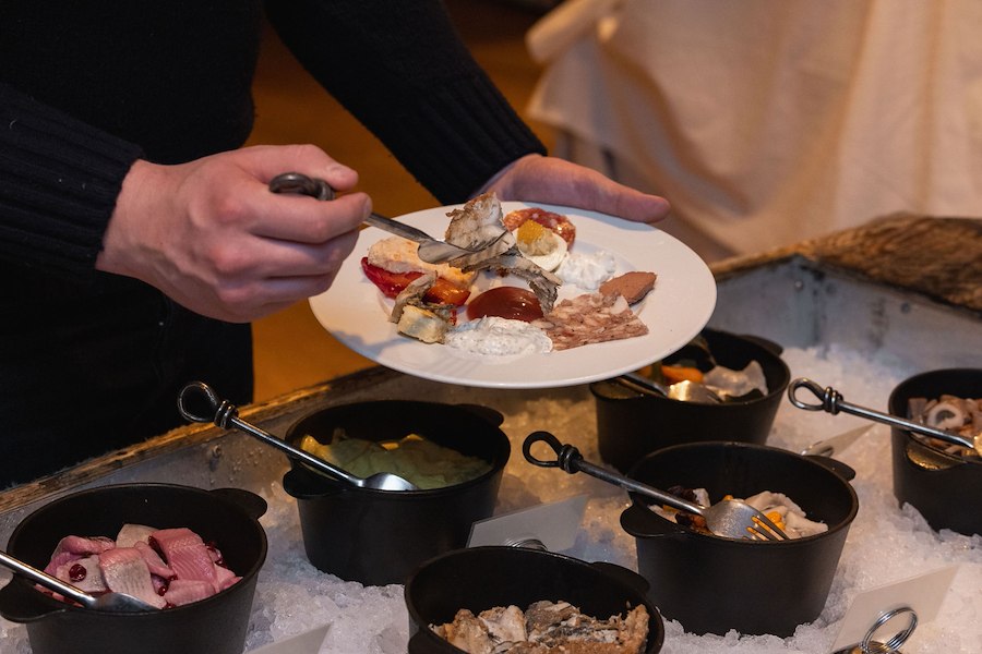 Christmas buffet weekend 1 night
