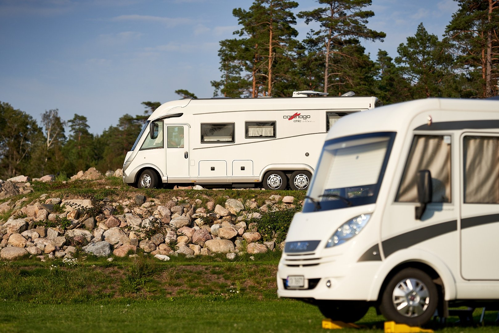 Aire de stationnement pour camping-cars max. 8 mètres