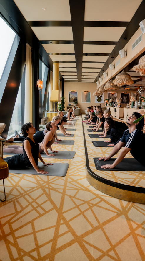 Image of YIN YOGA & FRUKOST – 295kr