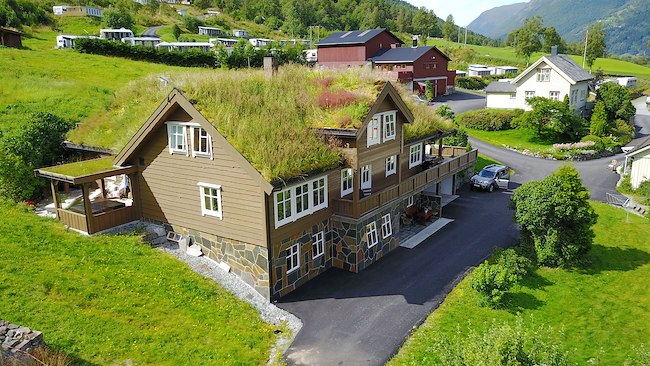 Stor Leilighet - 3 soverom, sauna, peis