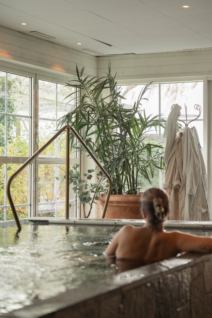 Image of Pool Club Entré