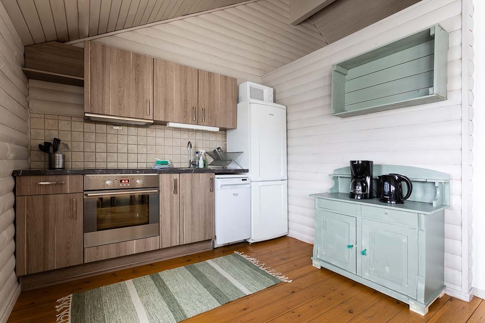 Additional image 6/20 of Type 04 - Waterfront Superior Two-Bedroom Apartment