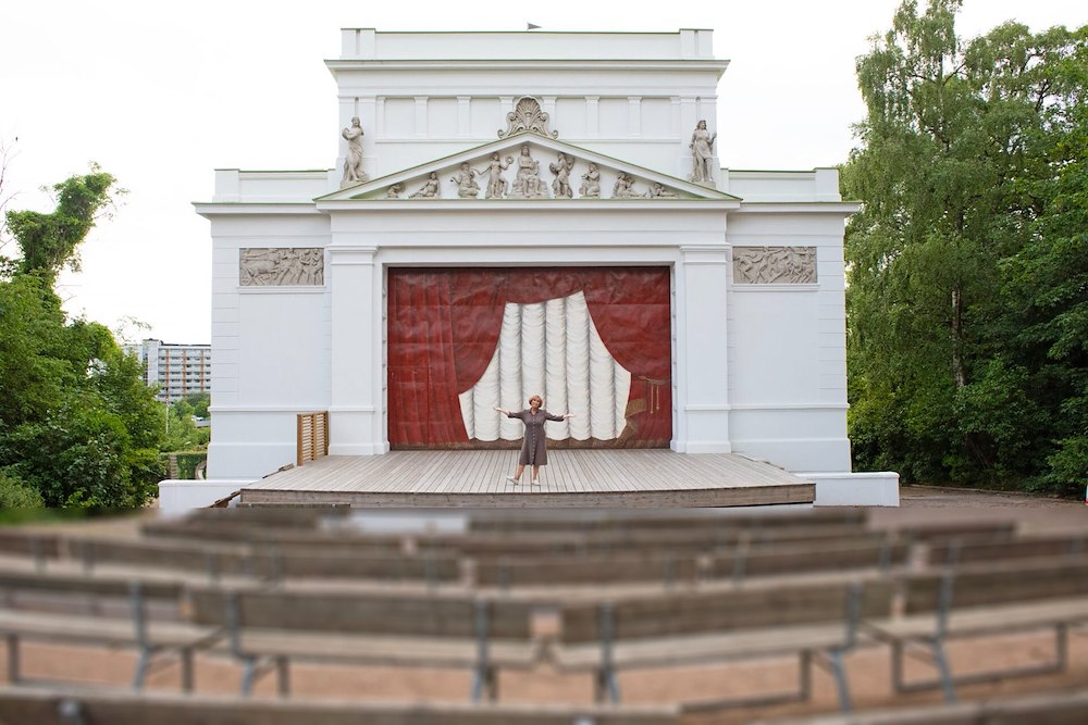 Ytterligare bild 3/7 av TEATERPAKET SUNDSPÄRLAN