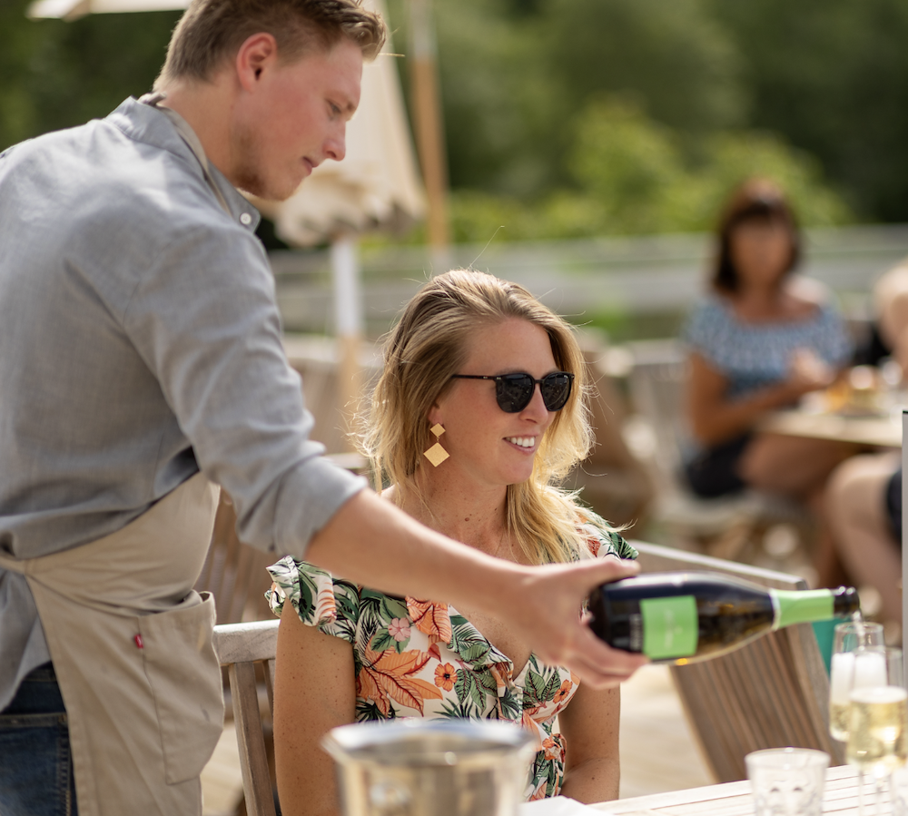 Image of Midsommarlunch på Elviras