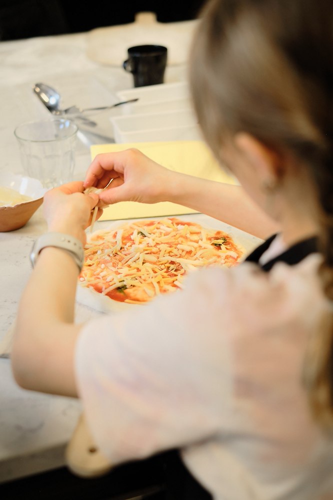 Image of To generasjoner Pizza – 14:00