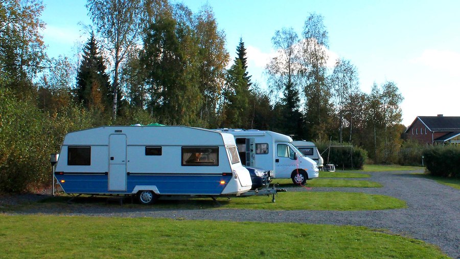 Camping Pitch caravan/motorhome with electricity