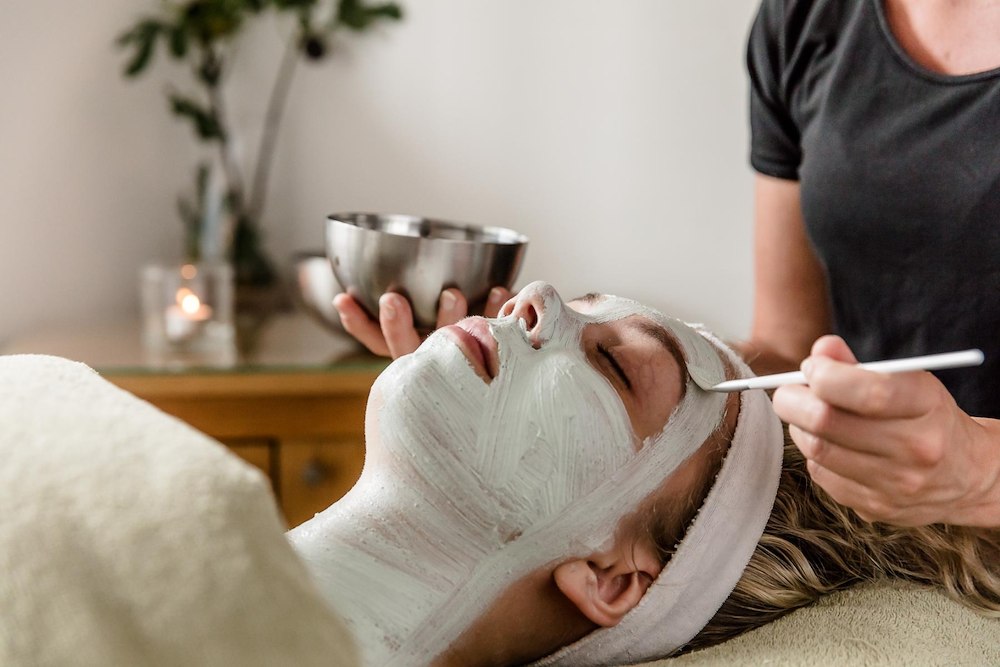 Image of ANSIKTSBEHANDLING EKO - GLOW TREATMENT 50 min