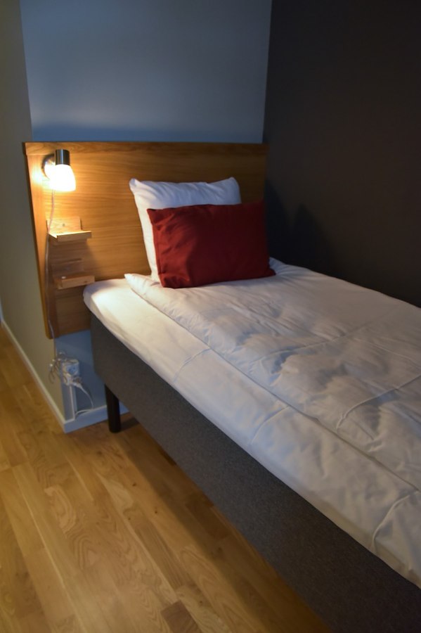 CITY HOTEL (Annex), Enkelrum