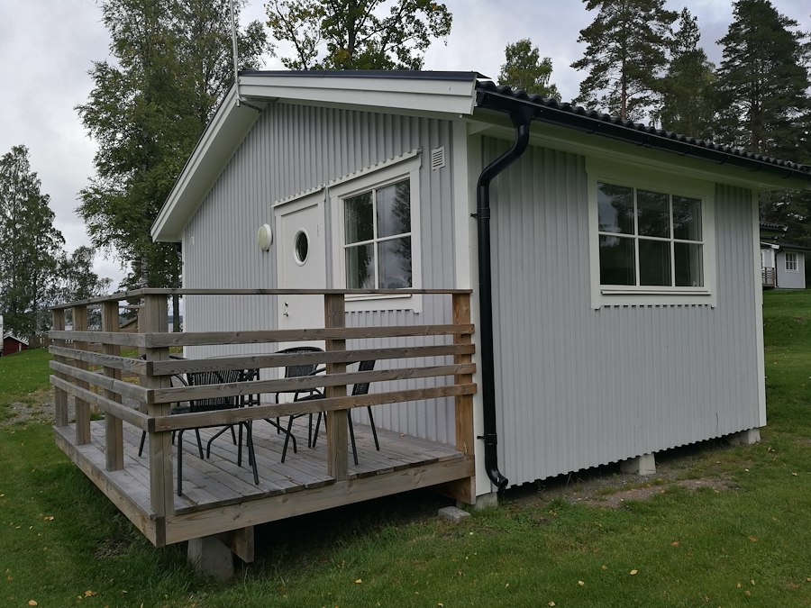 Accessible "Älvstuga" (1+2 beds, WC/shower)